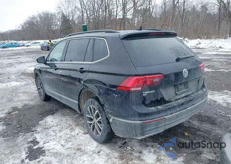 2018 Volkswagen Tiguan 2.0T Se/2.0T Sel z USA, uszkodzony, nr VIN 3VV2B7AX8JM214547